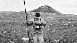 A ground-magnetic survey is carried out on the Blue Ice property on Victoria Island in August 2000.
