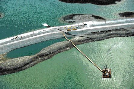 Draining of the A154 pool at the Diavik diamond mine, north of Yellowknife, began in late July. Water was pumped directly over the dyke into Lac de Gras until the water became too muddy. Since then, all pool water has been pumped to on-land containment facilities and treated at a plant owned by Diavik.