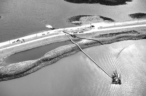 Dewatering the A154 dike in July 2002 at the Diavik diamond mine, 300 km northeast of Yellowknife in the Northwest Territories.