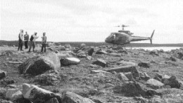 A helicopter and crew on the Third Portage deposit near Baker Lake, west of the Chesterfield Inlet in Nunavut.