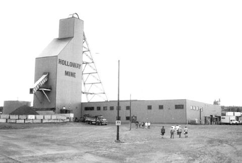 Beginning a shift at Newmont's Holloway gold mine. In production since 1996, Holloway's ore is trucked a few hundred metres across Highway 101 (and across the Porcupine-Destor fault) to Barrick Gold's Holt-McDermott mine for custom milling.