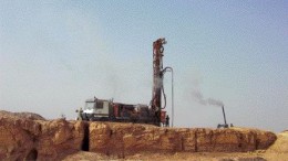 Drilling continues to define the on-strike and down-dip extensions of the main zone on Orezone Resource's Essakan gold property in northeastern Burkina Faso. Essakan is a large sedimentary-hosted deposit.