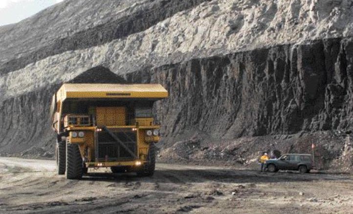 The Black Thunder coal mine in the Powder River Basin of Wyoming. Photo by David X. Tejada, Arch Coal.