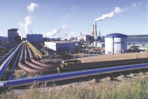 At Suncor Energy's oilsands plant, hydrotransport pipelines are used to deliver the crushed and sized ore to primary extraction.