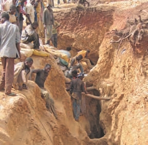 Artisanal miners at Volta Resources' Kampti gold project, in Burkina Faso.