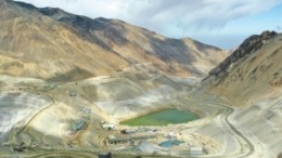 Anglo American's Los Bronces copper mine, in Chile, briefly halted production after the earthquake, due to cuts in energy supply.