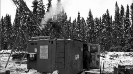 Drillers working in -40 C conditions at PC Gold's Pickle Crow gold project in northwestern Ontario. Photo credit: PC Gold