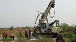 Drillers at Riverstone Resources' Karma gold project in Burkina Faso. Photo by The Northern Miner