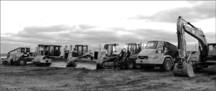 Machinery at North Country Gold's Three Bluffs gold project in Nunavut's Committee Bay greenstone belt. Photo by North Country Gold