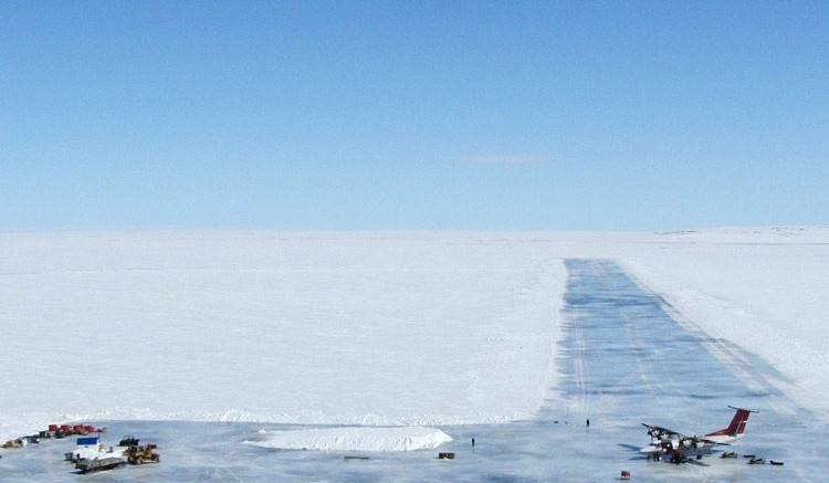 An air strip made of ice at Kivalliq's Angilak property. Source: Kivalliq Energy