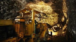 Working underground at Hudbay Minerals' 777 copper-zinc-gold-silver mine in Flin Flon, Manitoba. Credit: Hudbay Minerals.
