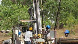 Drillers at work at Sarama Resources' South Hound gold project in Burkina Faso. Source: Sarama Resources