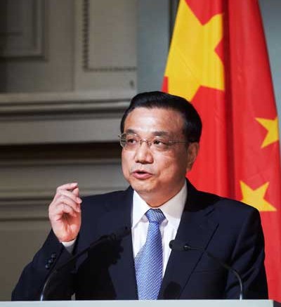 Chinese Premier Li Keqiang's economic policy does not include stimulus, deleveraging or structural reform, according to Barclays economists.