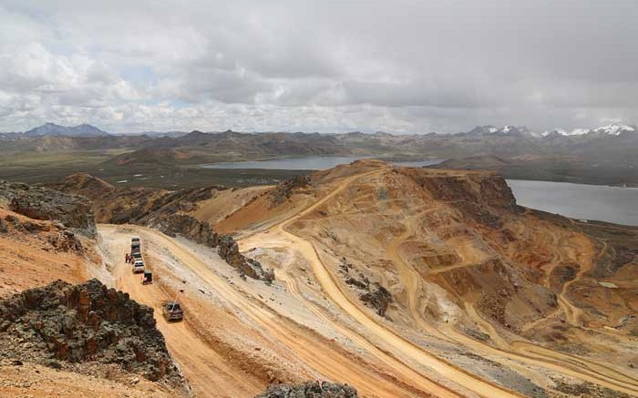 The Susan and Diana pits at Mineral IRL's Corihuarmi gold mine in the Andes of central Peru. Credit: Minera IRL