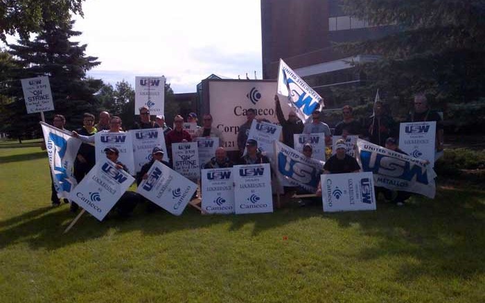 Locked out members of United Steelworkers Local 8914 demonstrate at Cameco's headquarters in Saskatoon. Credit: United Steelworkers Local 8914