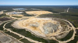 De Beers' Victor diamond mine in Ontario's James Bay Lowlands, 90 km west of the Attawapiskat First Nation community. Credit: De Beers