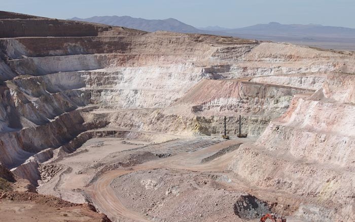 Allied Nevada Gold's Hycroft gold mine, 87 km west of Winnemucca, Nevada.  Credit: Allied Nevada Gold