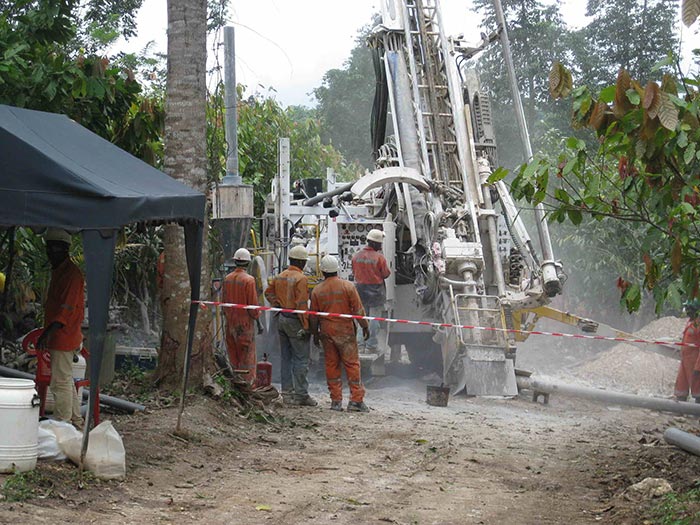  Drillers at Pinecrest Resources' Enchi gold project in southwestern Ghana. Credit: Pinecrest Resouces