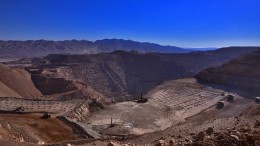 The Mantos Blancos copper mine in northern Chile, which Anglo American is selling to a consortium, along with its Mantoverde copper mine. The sale will net the miner up to US$500 million. Source: Anglo American