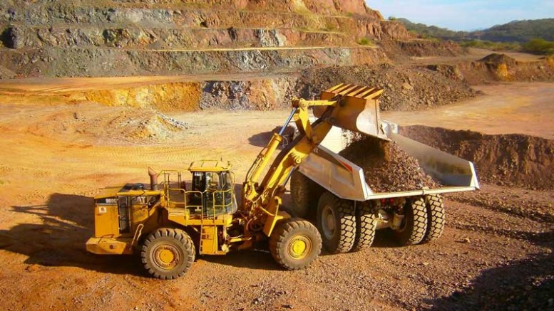 Filling a dump truck at McEwen Mining’s El Gallo mine in Sinaloa state. Credit: McEwen Mining