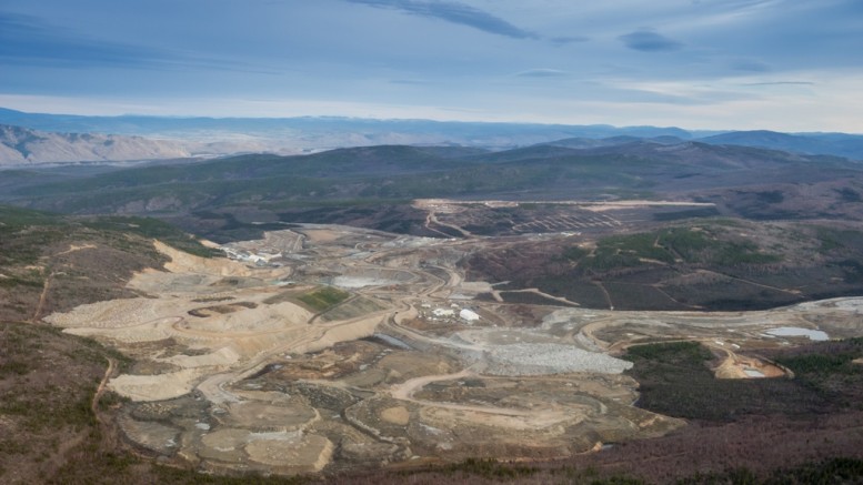 An aerial view of Capstone Mining's Minto copper-gold-silver mine in the Yukon, as seen in 2014. Credit: Capstone Mining.