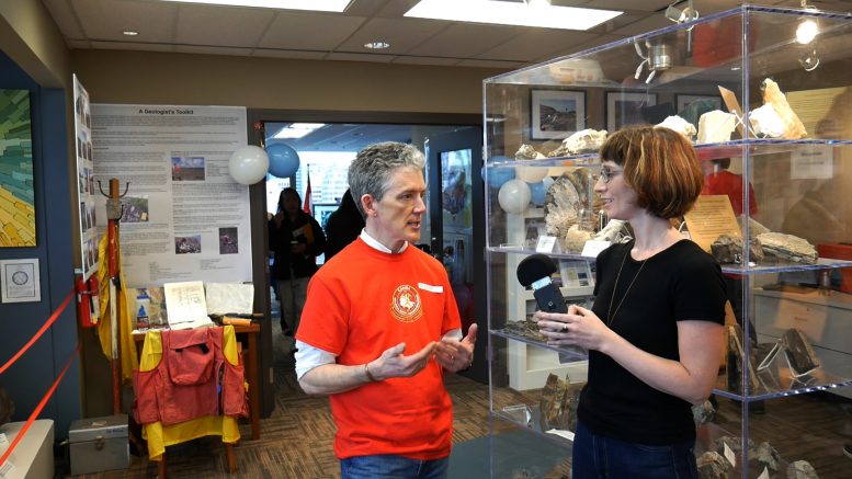 The Geological Survey of Canada's (GSC) Steve Irwin (L) chats with TNM Staff Writer Lesley Stokes at the agency's open house in downtown Vancouver. Photo by Matthew Keevil.