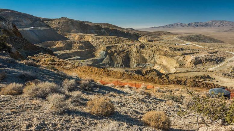 A drill at Pershing Gold’s Relief Canyon gold project in Nevada. Credit: Pershing Gold.