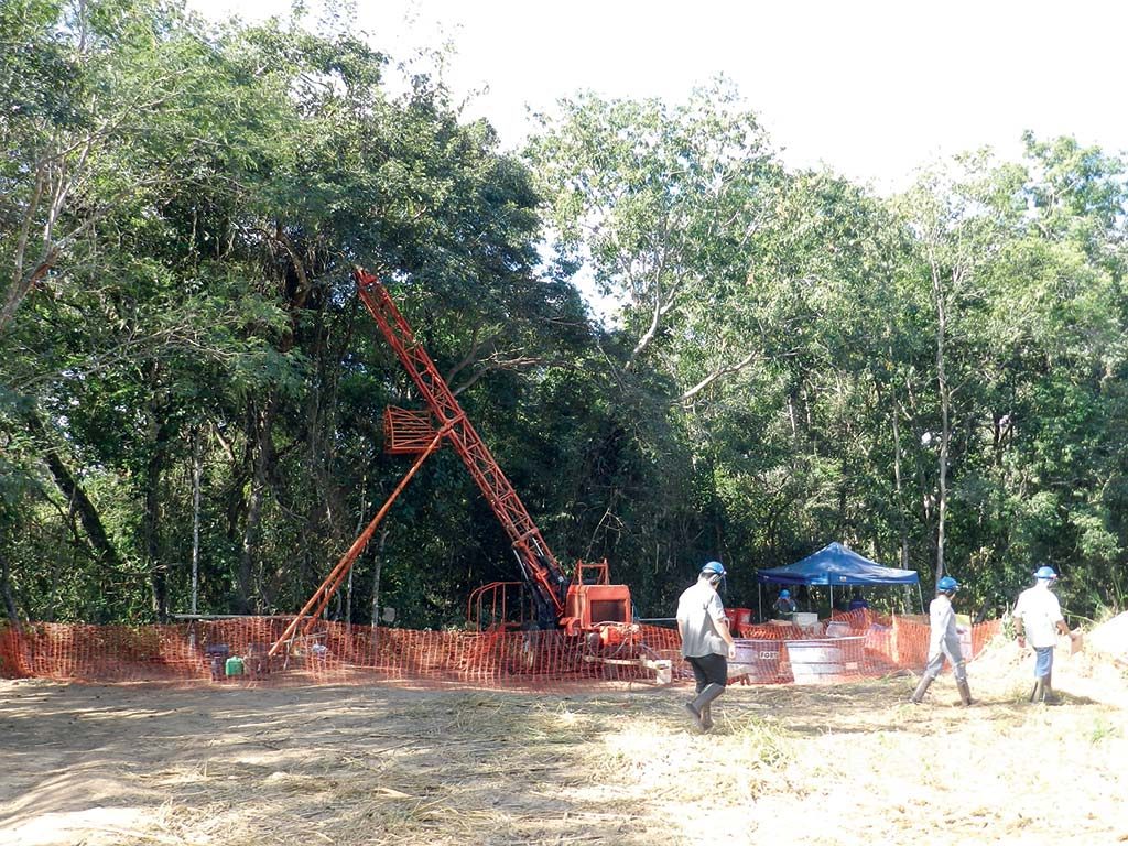 Drillers at Amarillo Gold’s Mara Rosa gold property in Goias state, Brazil. Credit: Amarillo Gold.