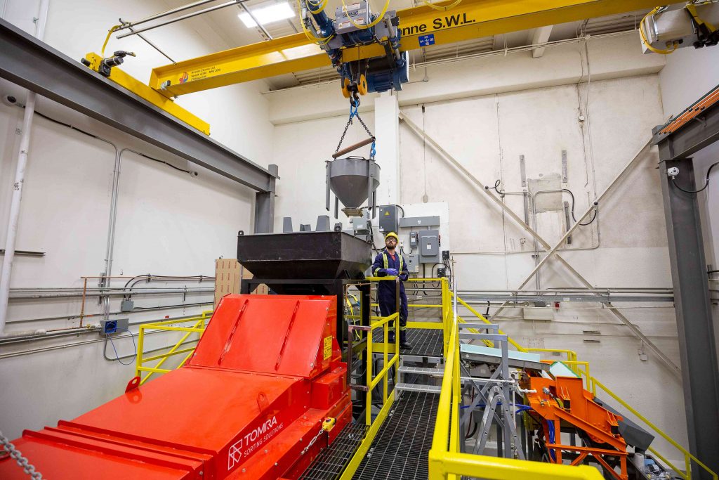 Sensor based sorting at SRC’s Saskatoon facilities. Credit: SRC.