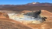 Gold Fields offers higher dividends to win Yamana deal backing