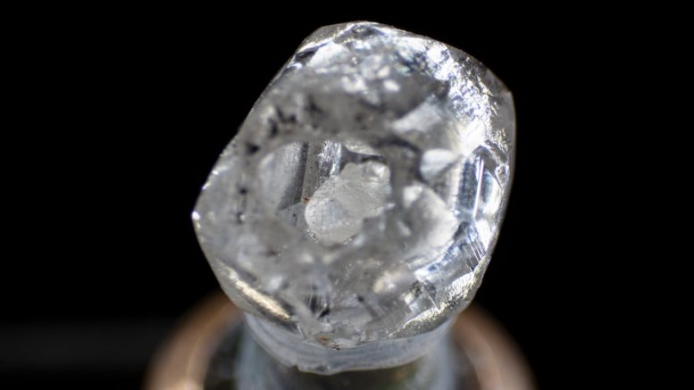 De Beers finds diamond within a diamond, names it the "Beating Heart"